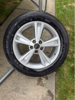 Lexus Toyota used tire and rim wheel