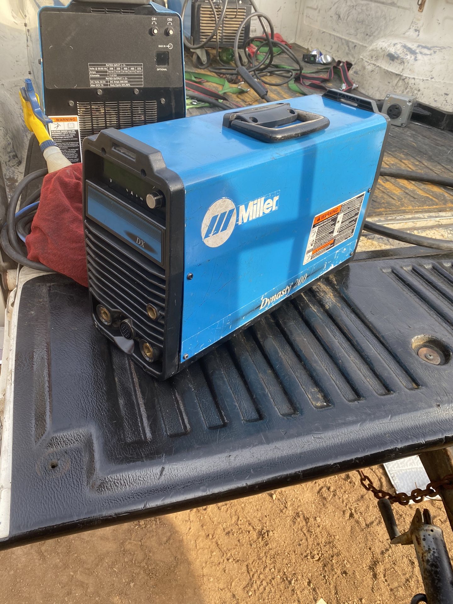 Miller Dynasty 200DX ac/dc Tig welder