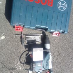Bosch Roto Hammer 