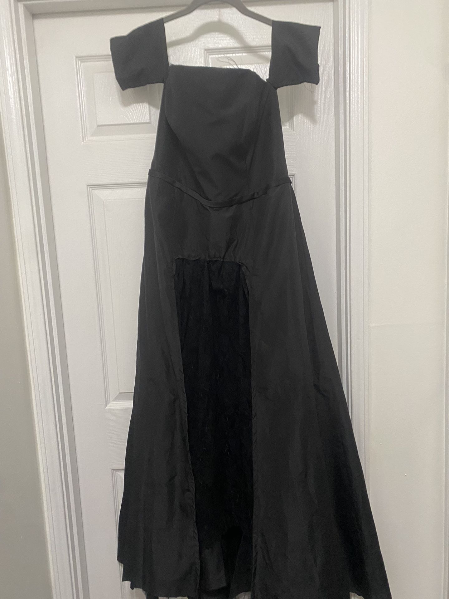 Long Black Dress Was Warm For Beyoncé Can Be Worn For Which Or Whatever Else Size Medium/large