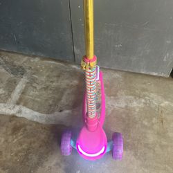 Child 3 Wheel Scooter 