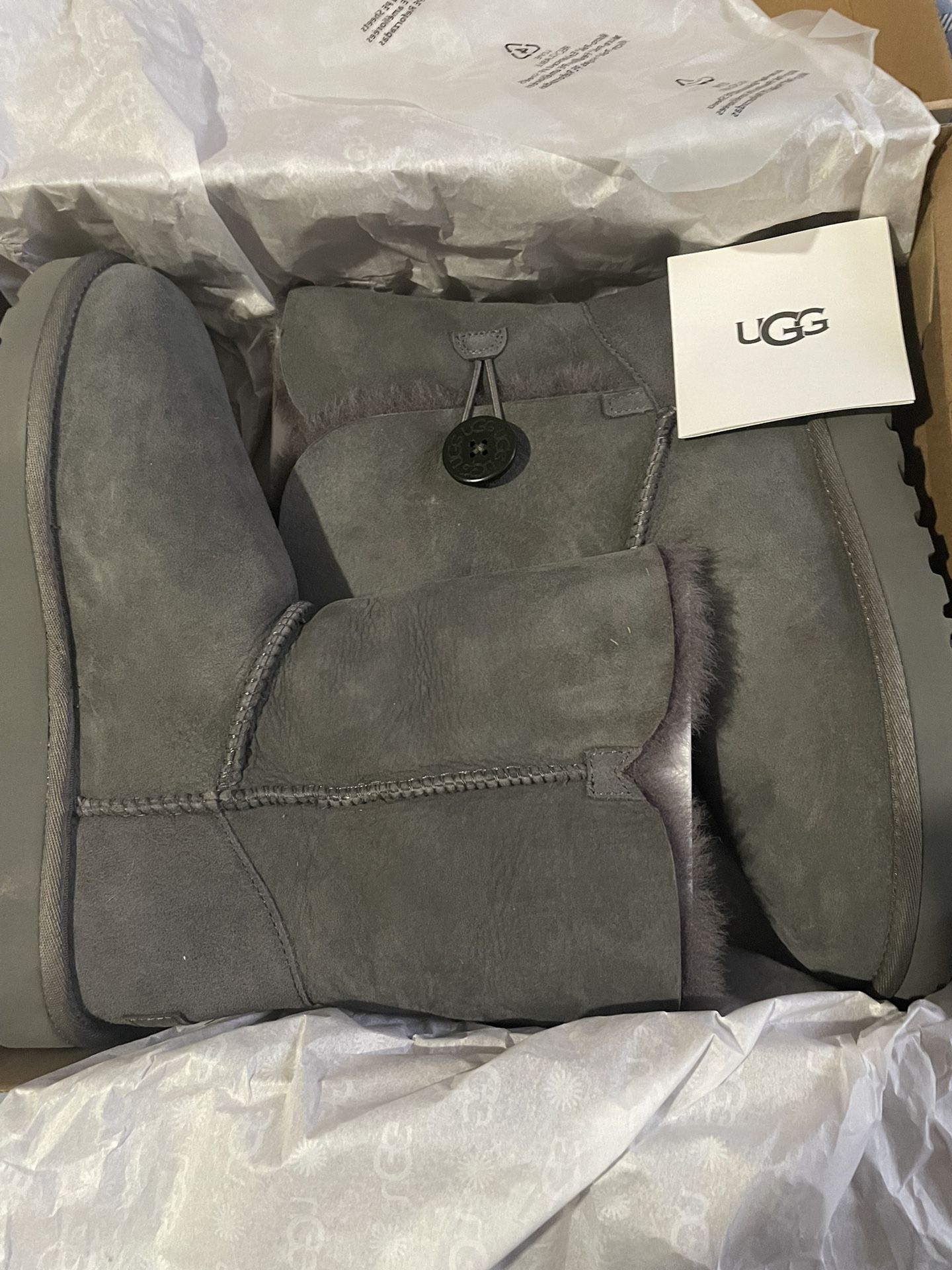 ugg gray w bailey button ii
