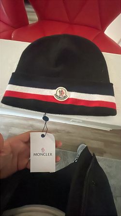 Moncler Beanie It Scans