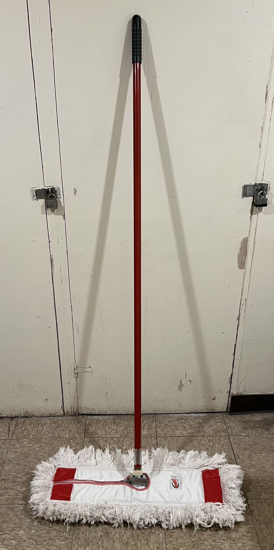 Libman 24” Dust Mop With Handle