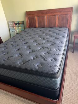 Hybrid Queen & King Mattresses Blowout Sale $10 Down