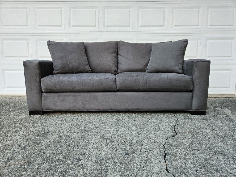 Room and Board Sofa / Couch $1000 Off Retail