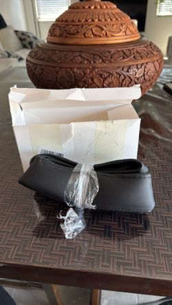 Steering wheel cover