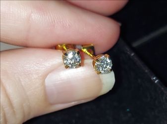 New gold-plated moissanite studs - 4mm stone/10mm stem