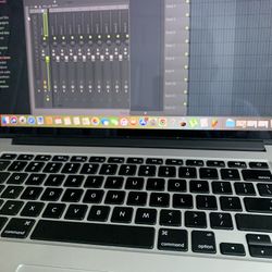 Musicians DJ Students Business Macs All Models $199-$1999