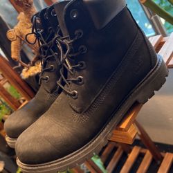 Timberlands Size Women’s 7.5 / 8