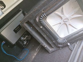 10 sub Kicker with amp n epicenter