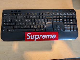 Logitech K520 Full-Size Wireless Keyboard Black QWERTY Layout