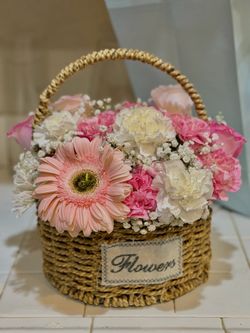 Custom Fresh Flower Bouquets & Floral Arrangements