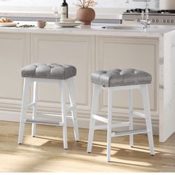 VASAGLE Bar Stools Set of 2, Saddle Counter Height Bar Stools, 26-Inch Backless Kitchen Stools with Wood Legs, PU Leather Thickened Upholstered Barsto