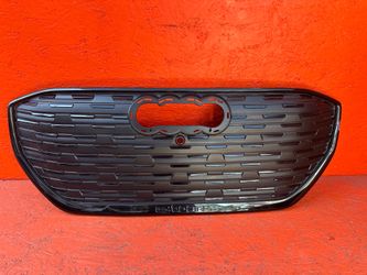 2022 2023 2024 2025 Audi Q4 E-Tron Front Bumper Center Grille OEM 89A853651B
