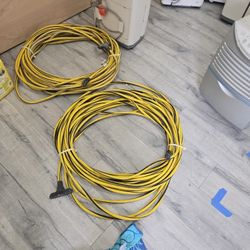 Two 10 Gauge 3-in-1 00 Ft Construction Extension Cords 