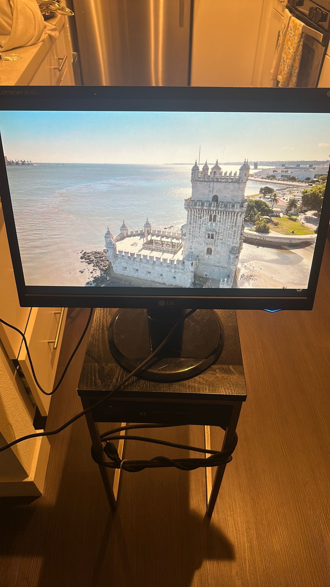 Gaming Monitor LG Flatron L226WTQ 22" LCD Monitor - Grade B