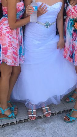 Wedding dress