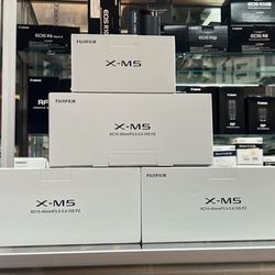 Fujifilm X-M5 With 15-45mm
