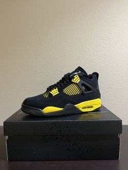 Jordan 4 Thunder