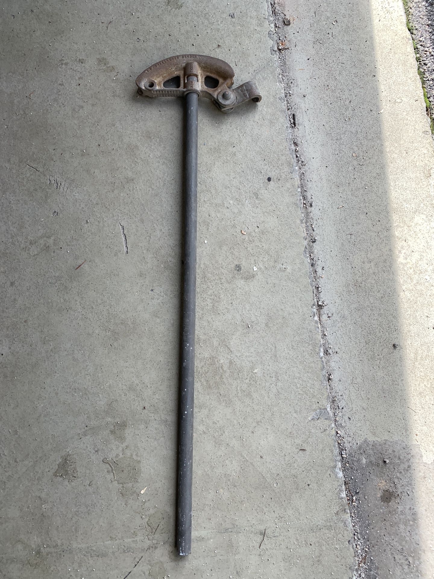 Tube /pipe Bender $20