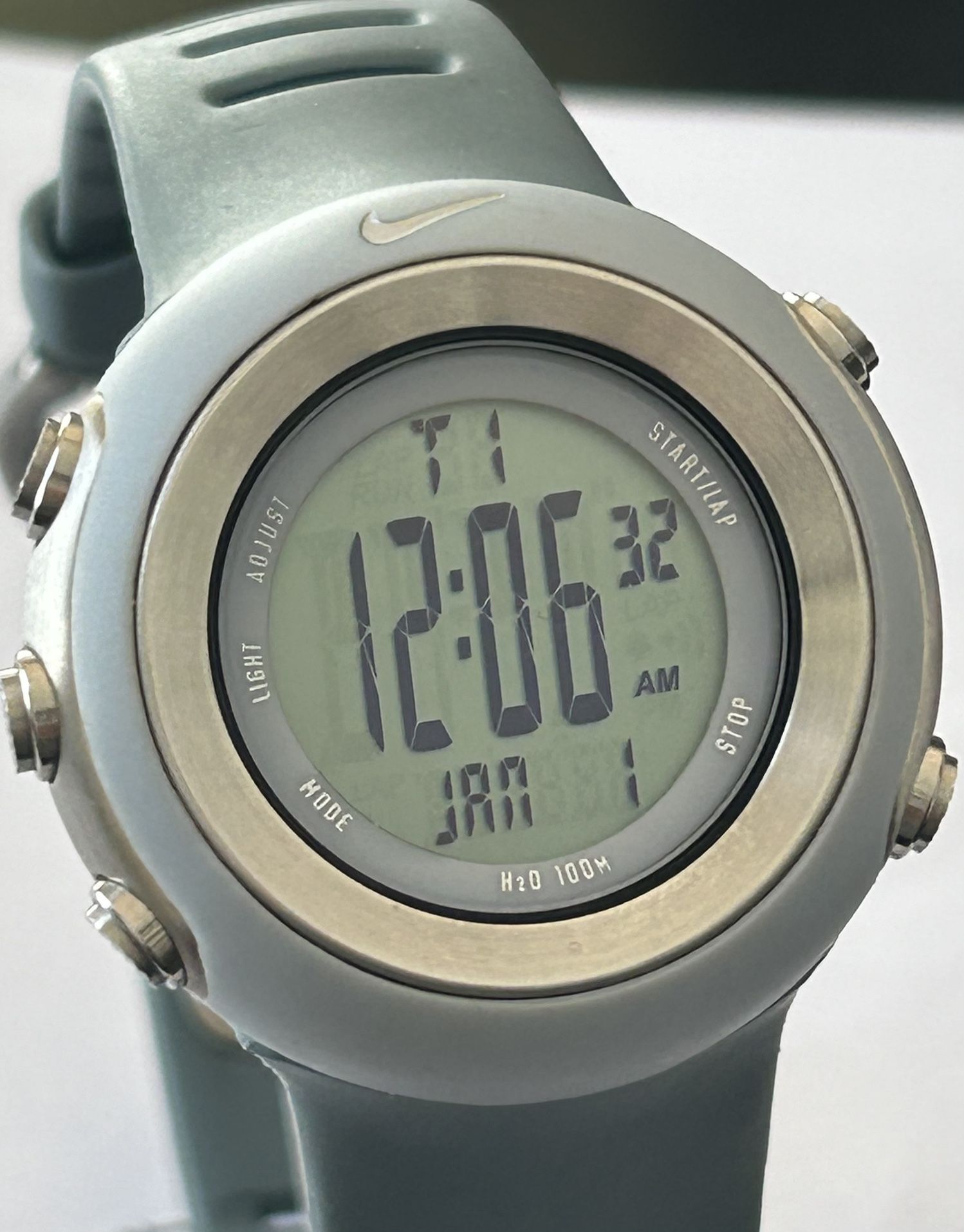 Nike Watch Oregon Series wa0023 Water Resistant 100 Meters