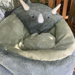 Dinosaur bean bag chair for kids Free