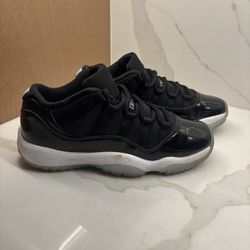 Jordan 11 Low “Space Jam”