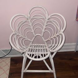 Peacock Wiker Chair (kids)