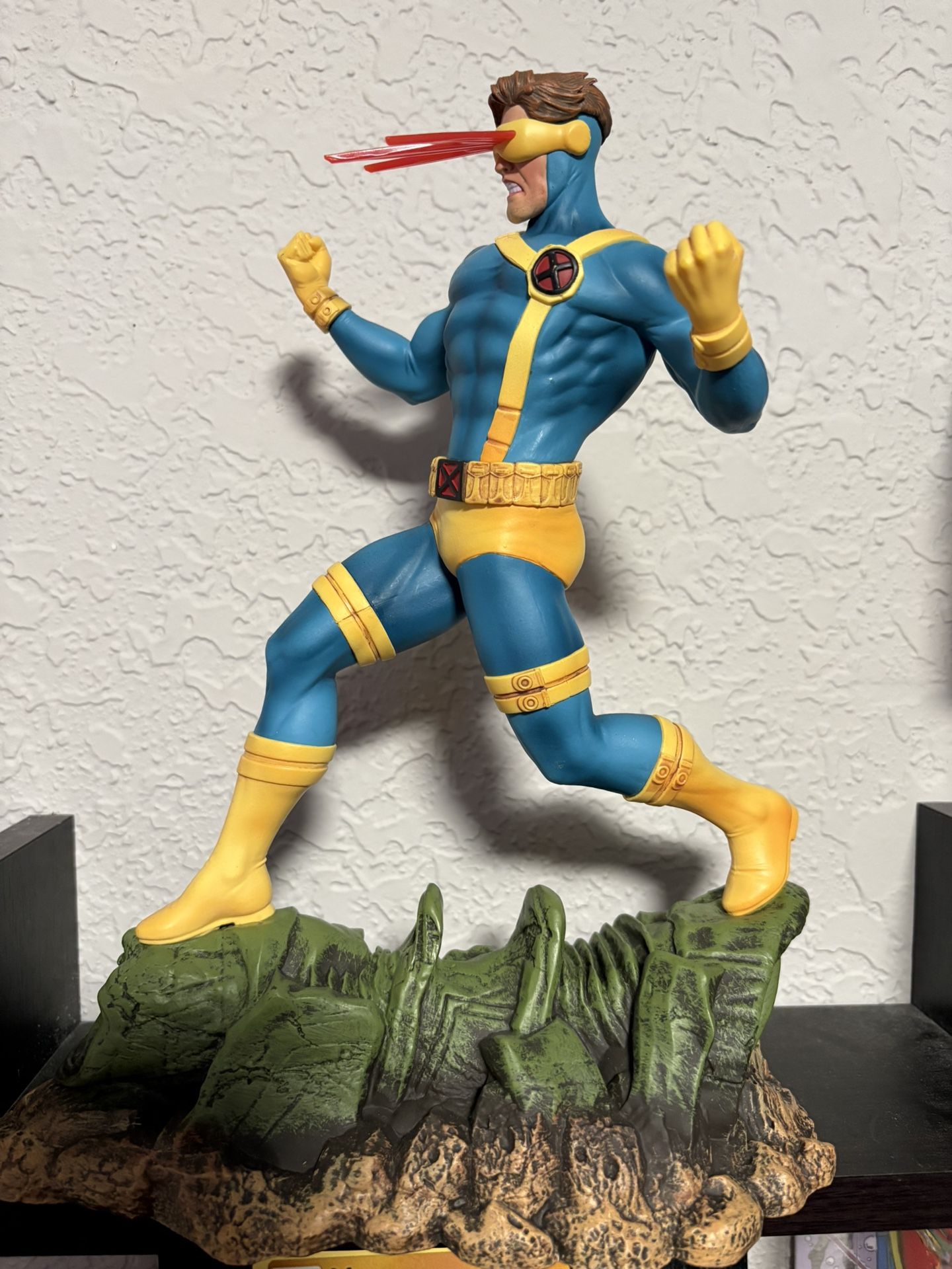 Cyclops statue