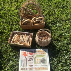 Assorted Knitting Kit