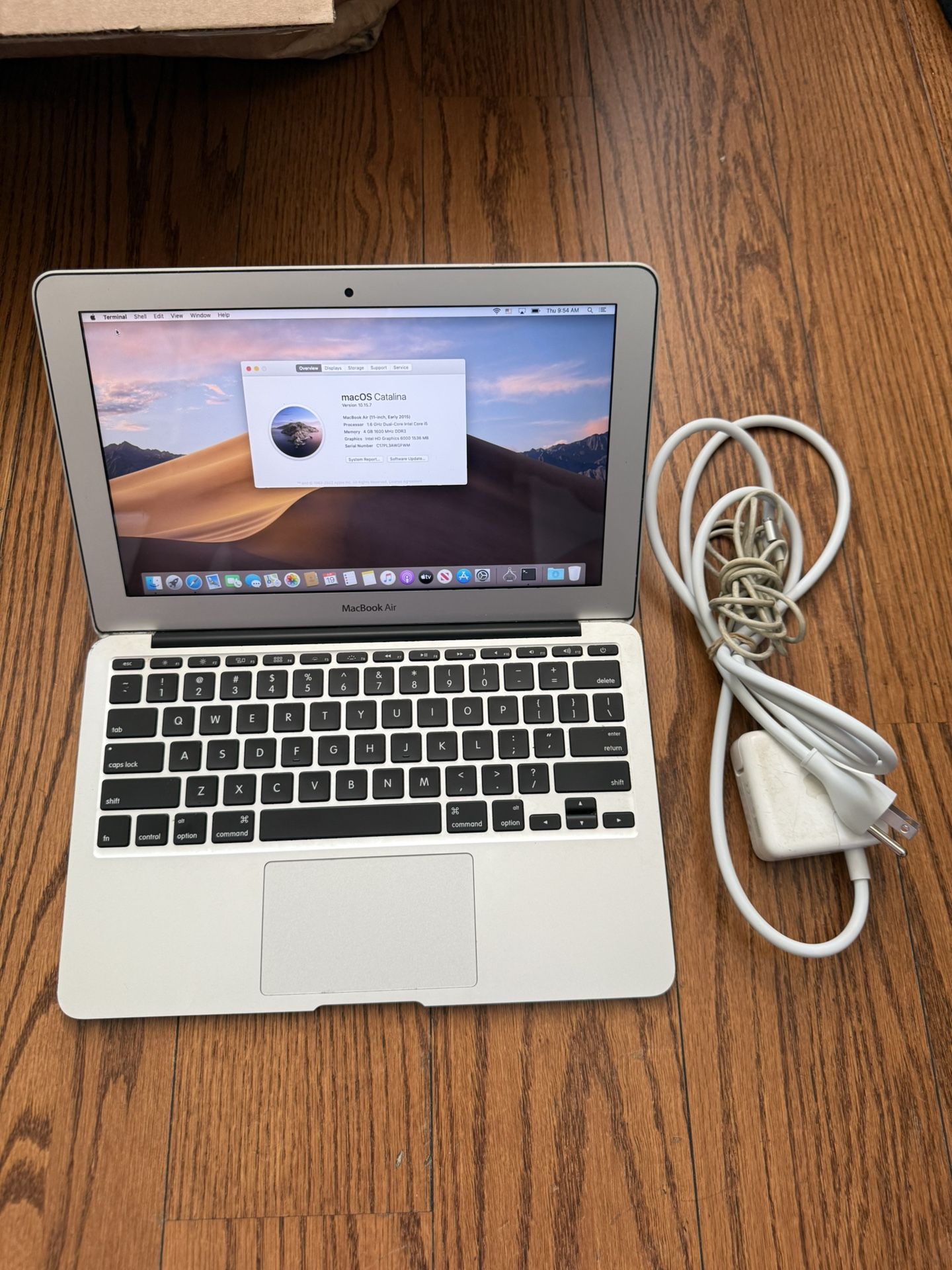 MacBook Air 11” 2015/4GB RAM/128GB SSD/Fully Functional