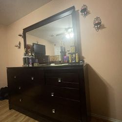 4 Piece Drawer Set 