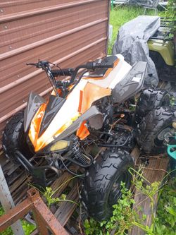 2 4 wheelers for parts