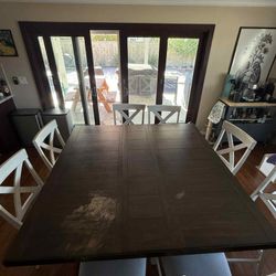 Expandable Dining Table Set