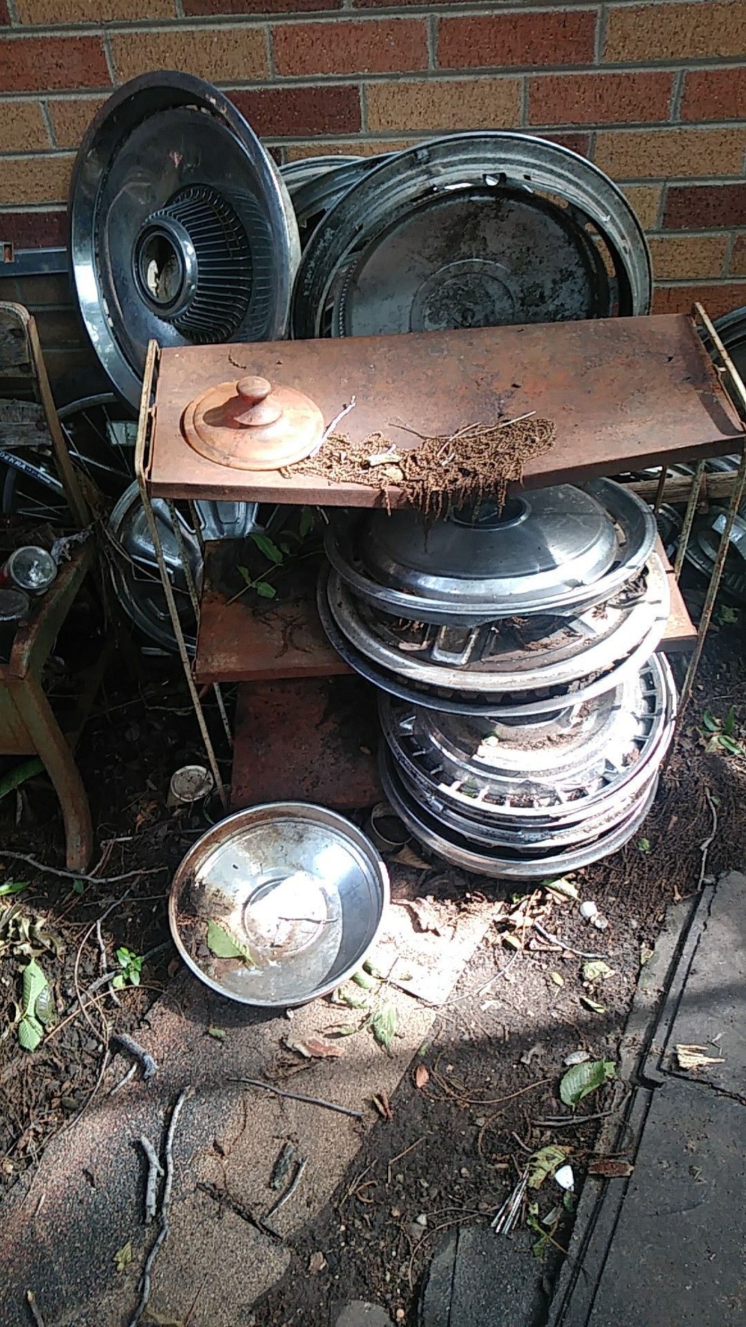 Old hubcaps for Sale in Fort Worth, TX OfferUp