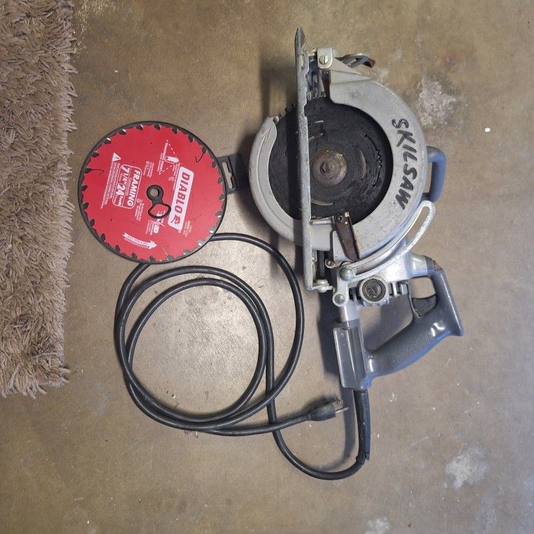 Skill 77 Saw In Excellent Condition