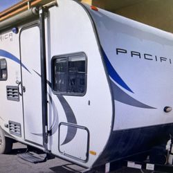 2019 coach works 17RD