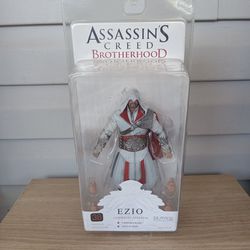 Assassins Creed Ezio Ivory Hooded 7" Action Figure Series 2