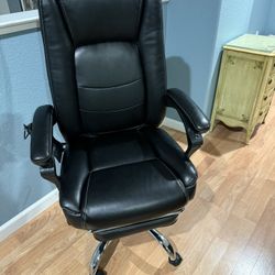 Gaming Office Chair With Message 