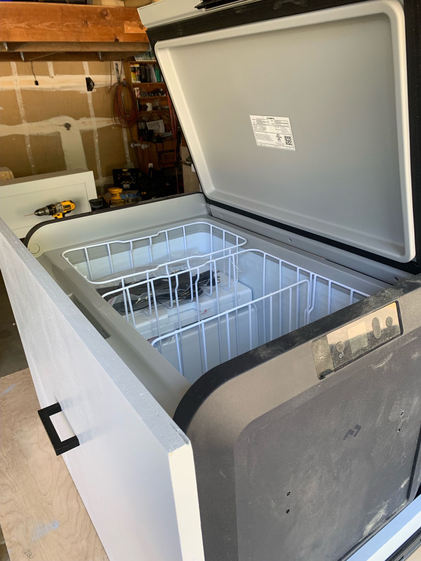 Power Refrigerator Cooler And Cabinet For Van