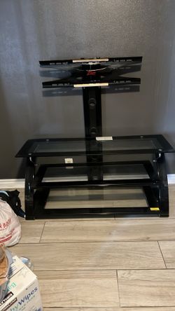 Entertainment center /tv stand hold up to 60 nice