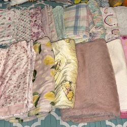 Baby Girl Blankets / Colchas De Niña 