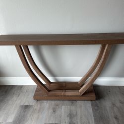 Slim Table
