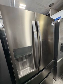 Frigidaire Gallery Stainless Steel French Door Refrigerator