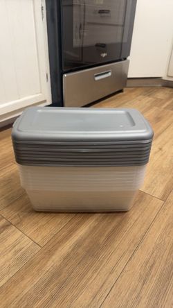 Set of 9 Sterilite 6 Qt Storage Boxes with Lids
