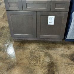 42" Bathroom Vanity $379 (NIC-Pepper - ESC)