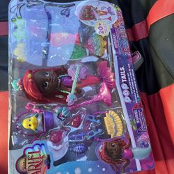 NEW Disney Junior Ariel Pop Tails 20-Piece Deluxe Playset