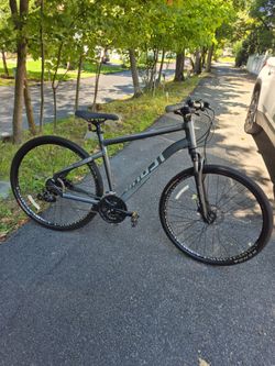 Hybrid Bike M New ....