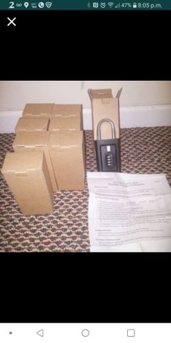 2 Key Safe Realtor Lock Box within Set-Your-Own Combination Lock.